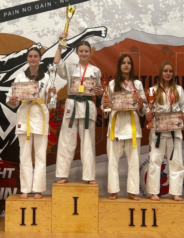 10 medali dla KKM na XI Międzynarodowym Turnieju Karate Shinkyokushinkai MESCO CUP w Skarżysku-Kamiennej